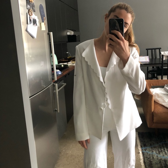 ❌SOLD❌ Club Monaco White Summer Blazer - Picture 2 of 10